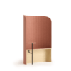 Alcôve acoustique design de couleur rose et bois, avec table et banquette