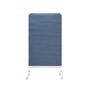 panneau de séparation acoustique mobile a roulettes bleu et blanc