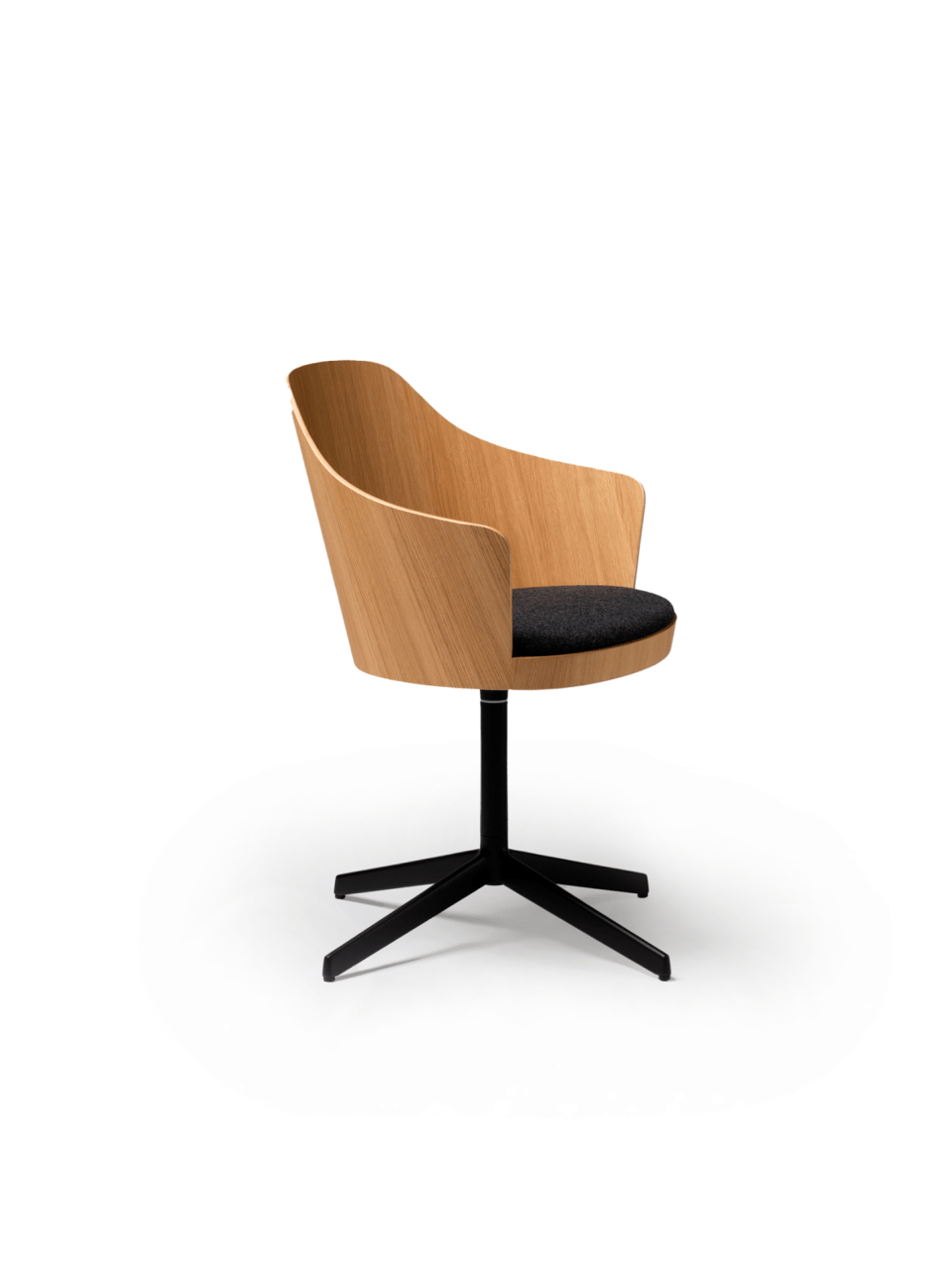 chaise de salle de réunion design en bois avec pied noir