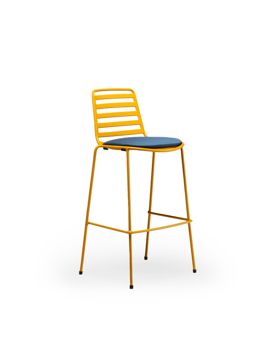 tabouret haut extérieur de bar en métal empilable jaune avec coussin d'assise rembourré