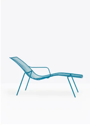 chaise longue en métal de jardin bleu vue de profil