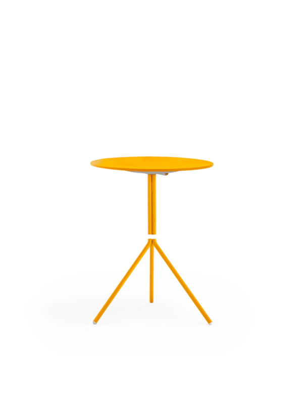 Table de terrasse de restaurant Nolita - tables de restaurant extérieur métal tables bistrot pliante jaune